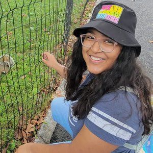 Meet your Posher, Nicole